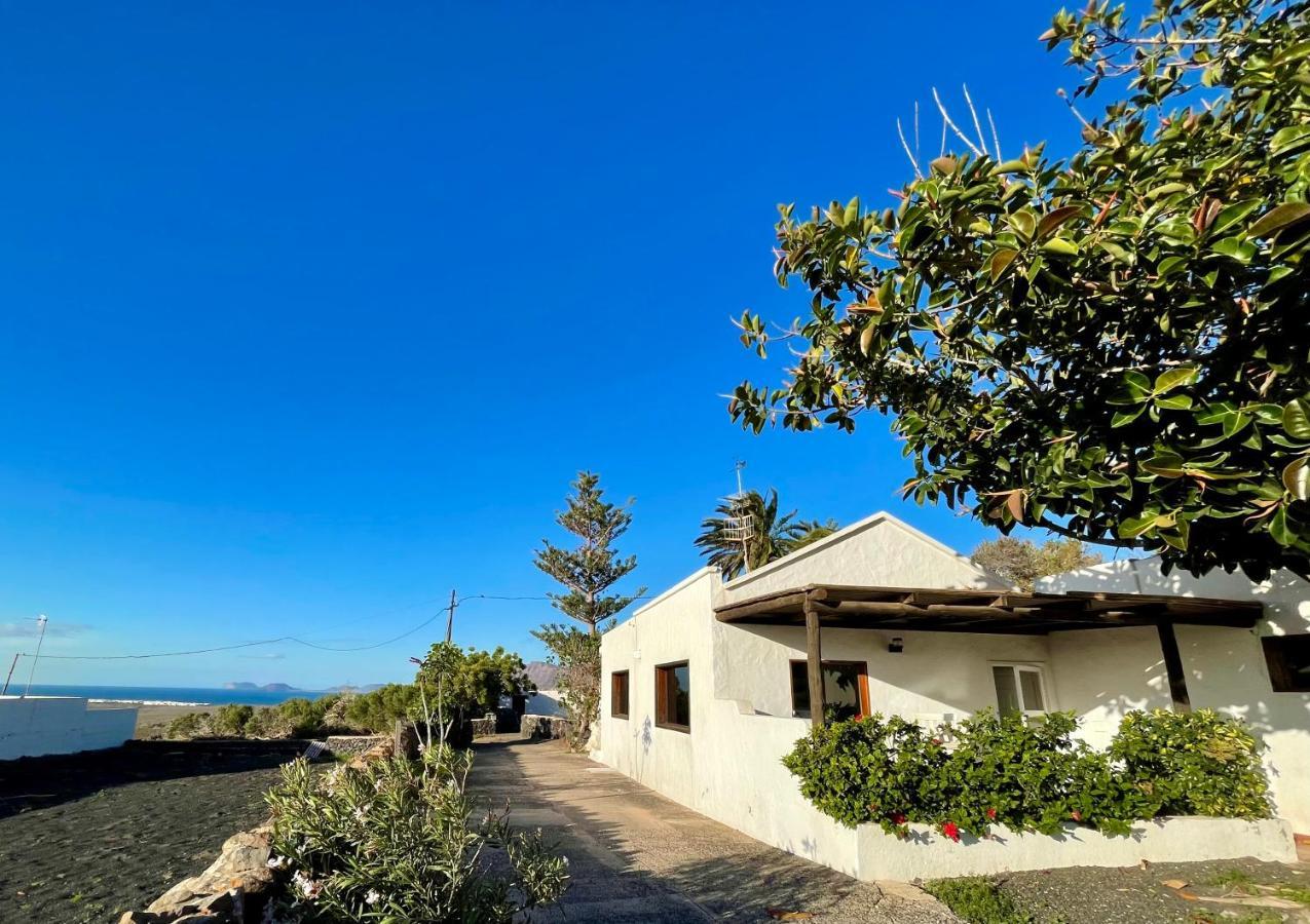 Casa Famara Villa Teguise  Ngoại thất bức ảnh